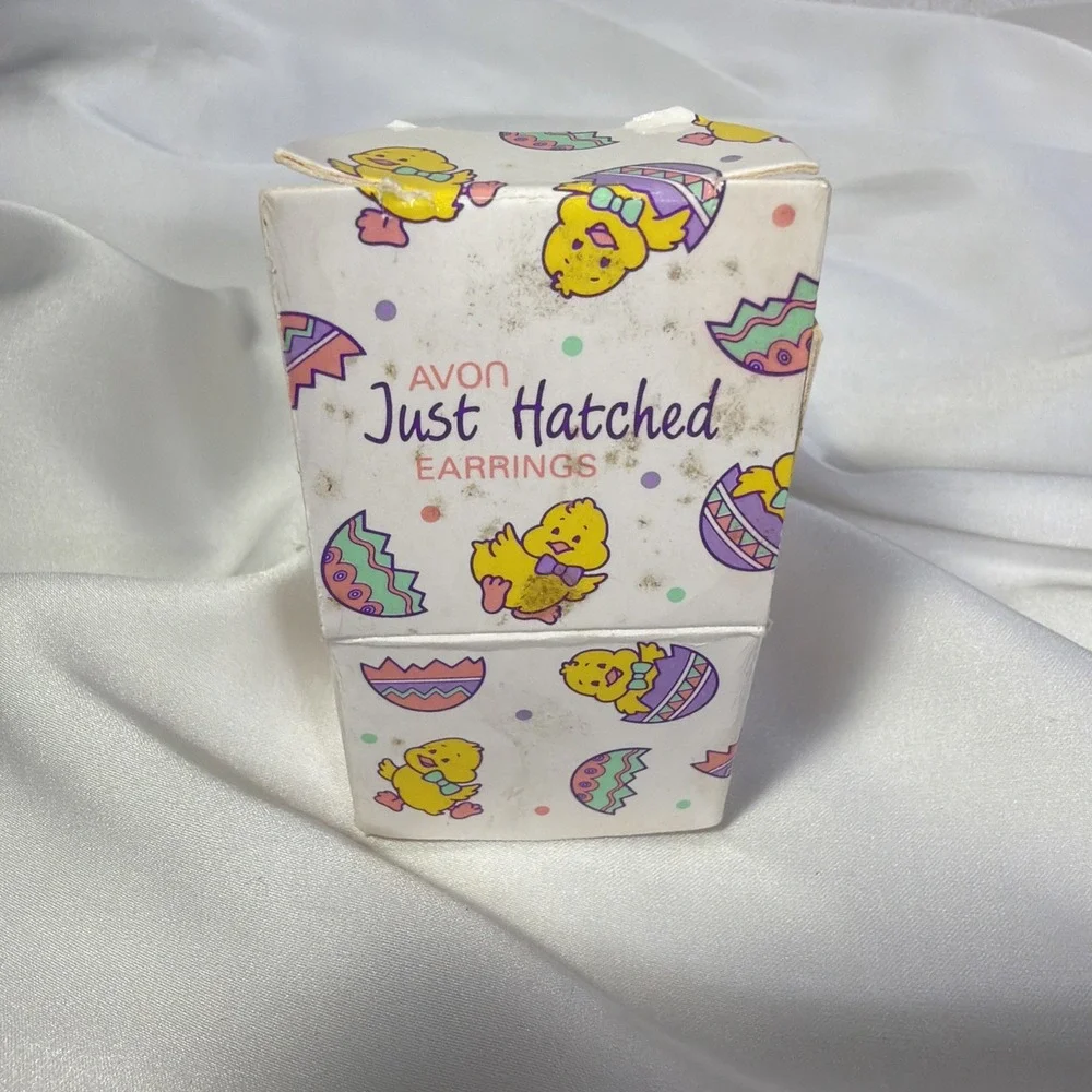 VTG 1990 Avon Just Hatched Earrings New In Original Box Charming Chicks‎ Easter